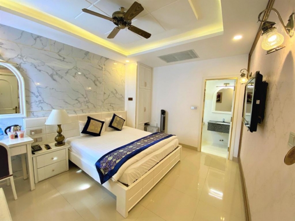 KHÁCH SẠN TULIP HOTEL ĐÀ LẠT