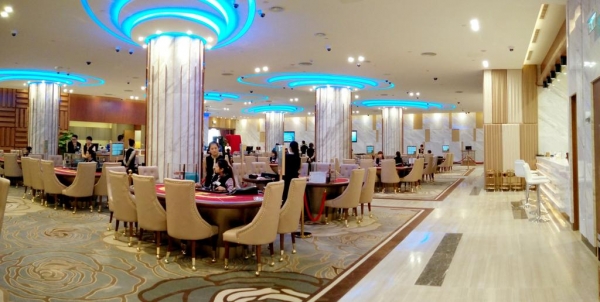 KHÁCH SẠN ROYAL HẠ LONG HOTEL