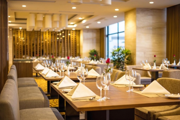 KHÁCH SẠN WYNDHAM LENGEND