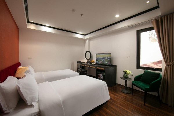 Hanoi Plaza Suite Hotel