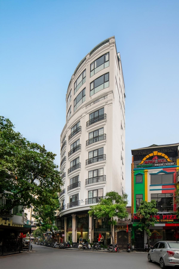 Hanoi Plaza Suite Hotel
