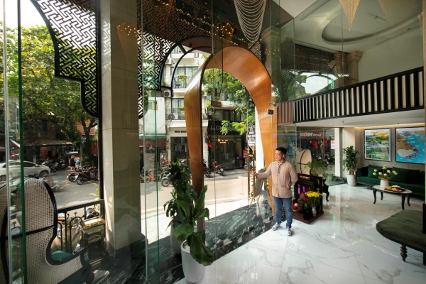 Hanoi Plaza Suite Hotel