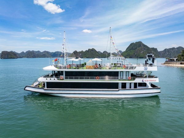 Otis Premium Cruise pics