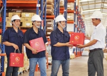 Chọn quà tết gì cho nhân viên ?