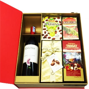 Hộp quà tết 2019 - Rượu vang Chile Chilano