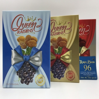 Nho khô đen Queen Raisins hộp giấy 150g
