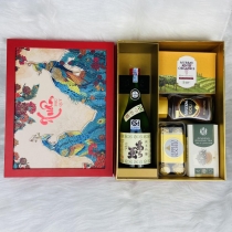 Hộp quà Tết rượu Sake Tsuyahime 720ml